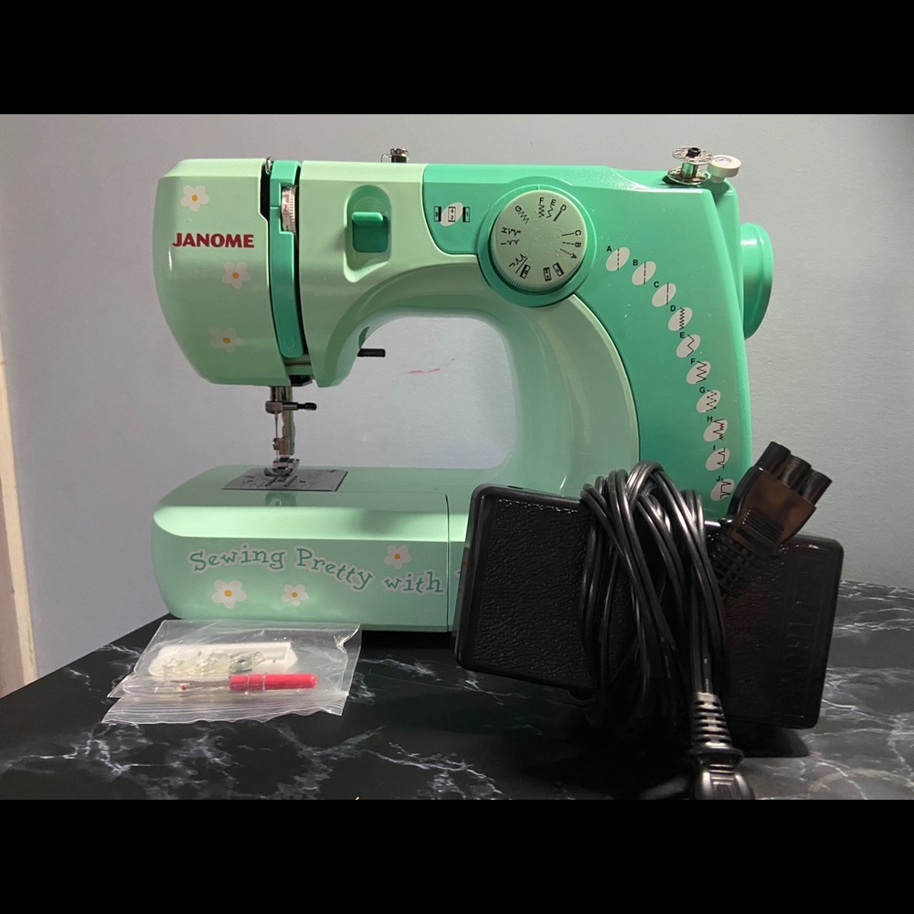 Janome’s Hello Kitty Sewing Machine